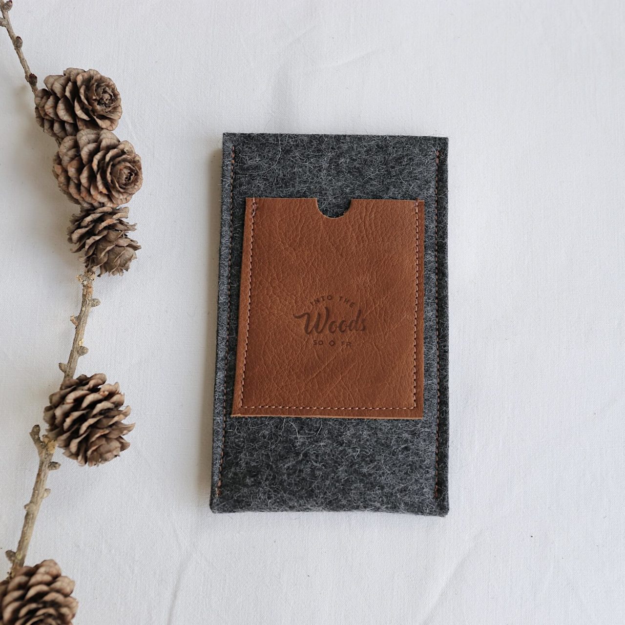 intothewoodsbags-iphone-3