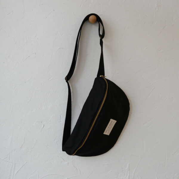 intothewoods-banane-vadrouille-noir11