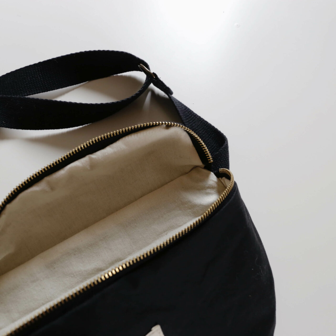 intothewoods-banane-vadrouille-noir9