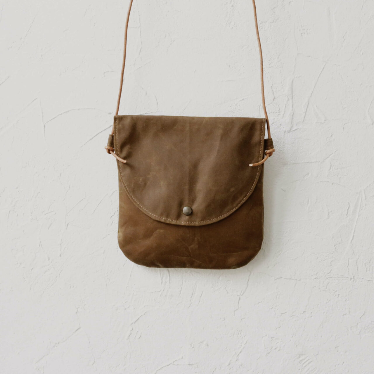 intothewoods-besace-demilune-cotonciré-15