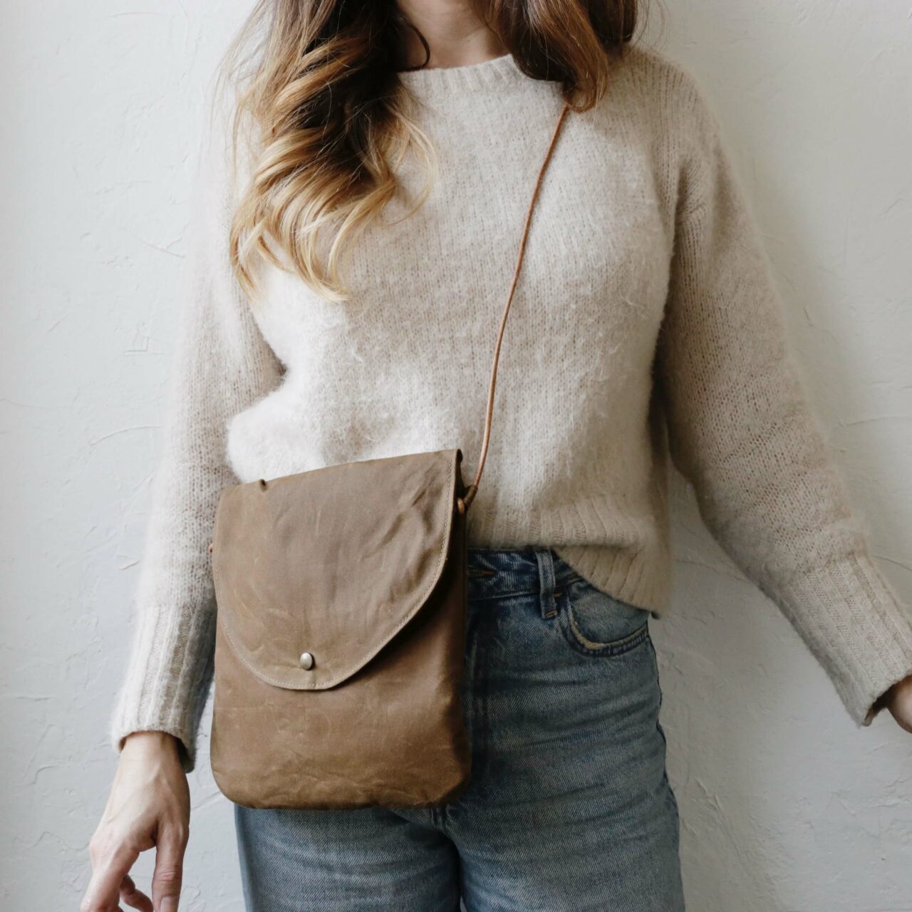 intothewoods-besace-demilune-cotonciré-3