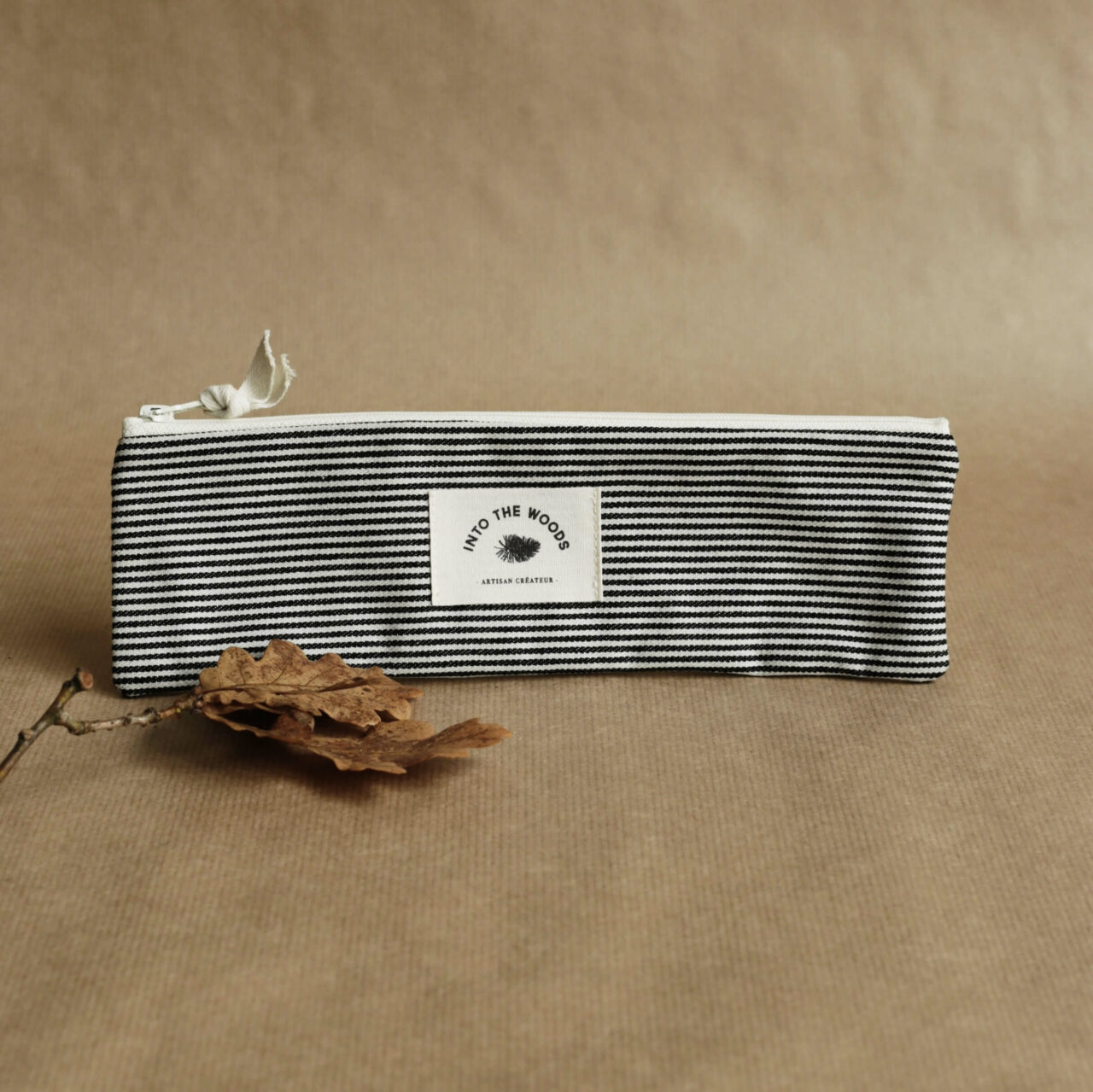 intothewoods-trousse-crayon-1